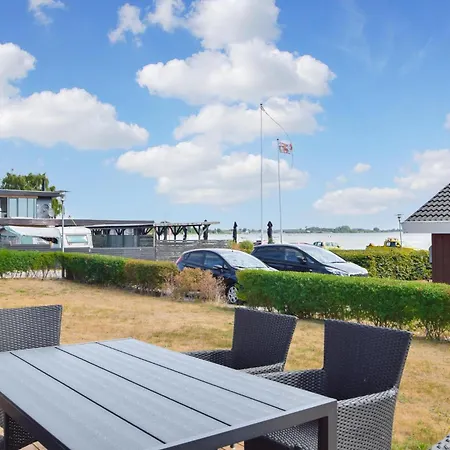 Three-bedroom In Bjert *